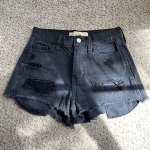 Hollister short-short high rise 2” seam. Black denim. Size 24.